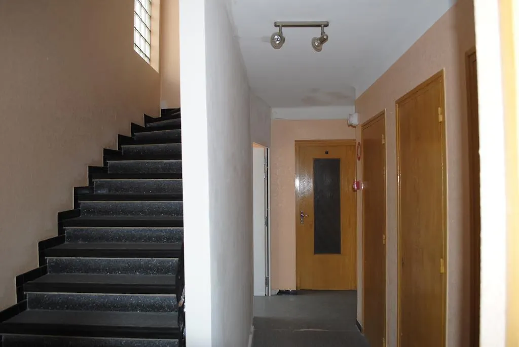 Hotel Le Logis Charmant Charmes-sur-Rhone
