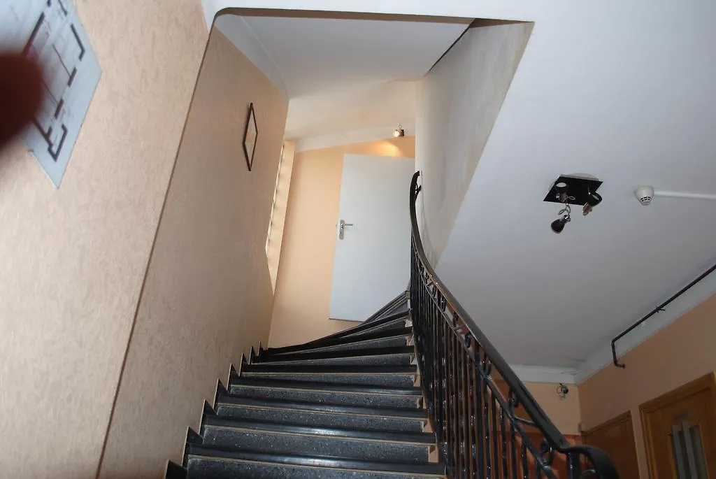 Le Logis Charmant Charmes-sur-Rhone 0*,  France